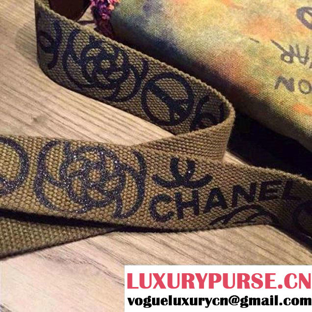Chanel Washed Fabric Message Bag With an Embroidered CC Signature SS 2015 (1a207-053174 )