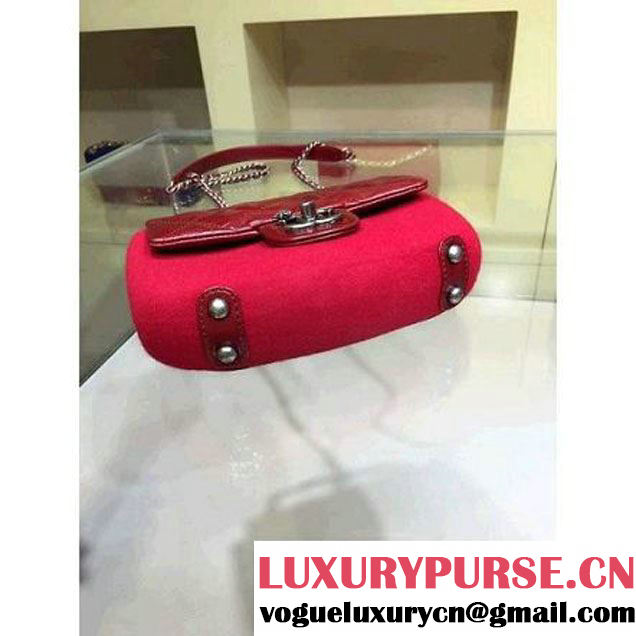Chanel Red Calfskin And Felt Falp Bag Embellished With An Edelweiss Paris-Salzburg 2015/15 (2a143-072501 )