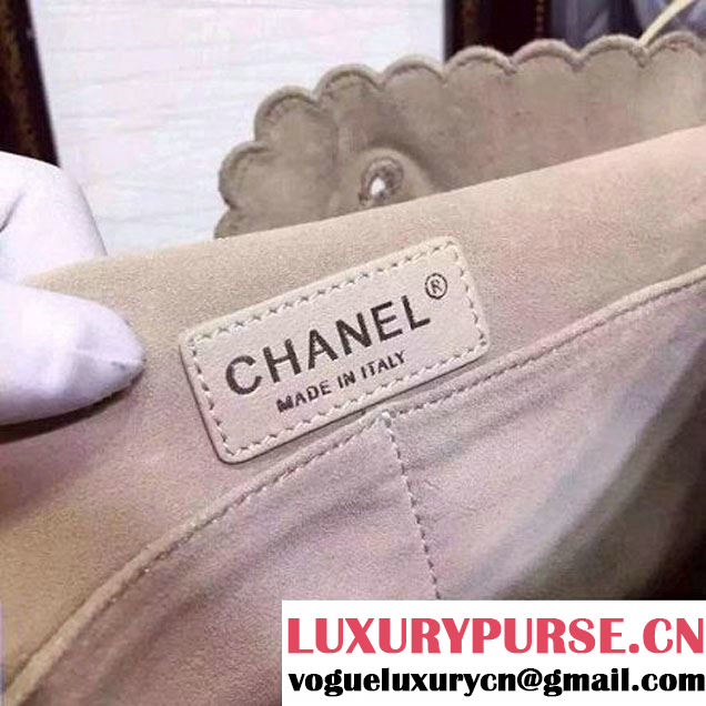 Chanel A96503 Embroidered Velvet Calfskin Messenger Bag Grey SS2015 (HDD-080102 )