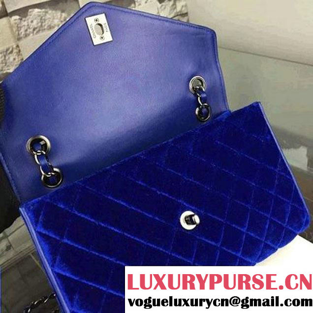 Chanel Medium Velvet Envelope Flap Bag In Royal Blue (2A058-092206 )