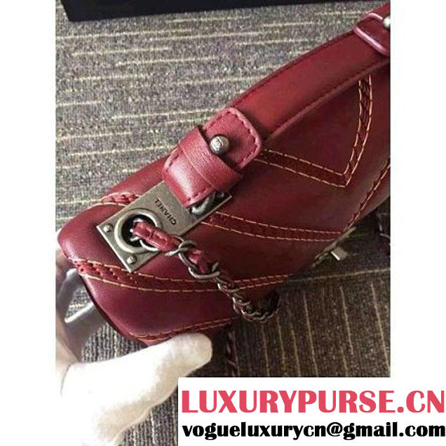 Chanel Leather Chevron Stitch Shoulder Flap Bag In Red 2015/2016 (2A143-111604 )