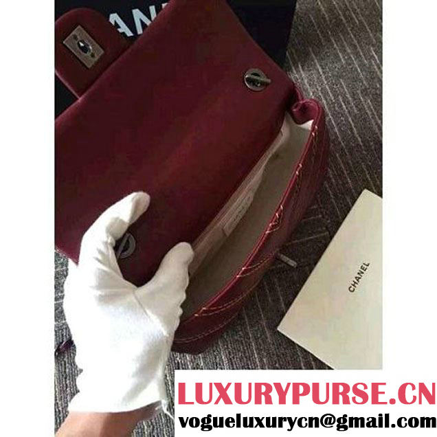 Chanel Leather Chevron Stitch Shoulder Flap Bag In Red 2015/2016 (2A143-111604 )