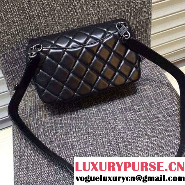 Chanel Small Lambskin Flap Bag Adorned With A Waist Chain Black Cruise 2016 (FTH-122308 )