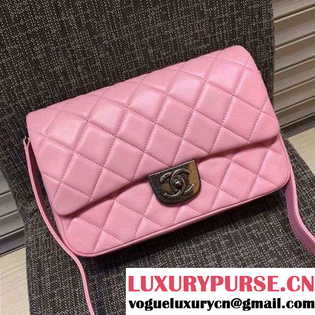 Chanel Medium Lambskin Flap Bag Adorned With A Waist Chain Pink Cruise 2016 (FTH-122311 )