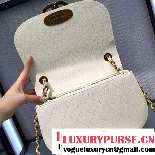 Chanel Coco Curve Flap Messenger Bag A93461 White Paris 2016 (2A143-6070614 )