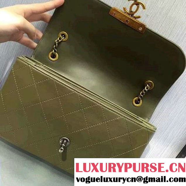Chanel Calfskin Flap Bag With Metal Corner A93515 Green F/W 2016 (2A143-6082403 )
