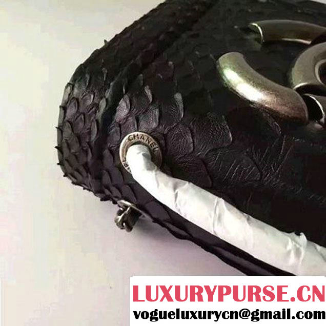 Chanel Small Python, Calfskin & Ruthenium Metal Bronze Flap Bag Black F/W 2016 (YUN-6090919 )