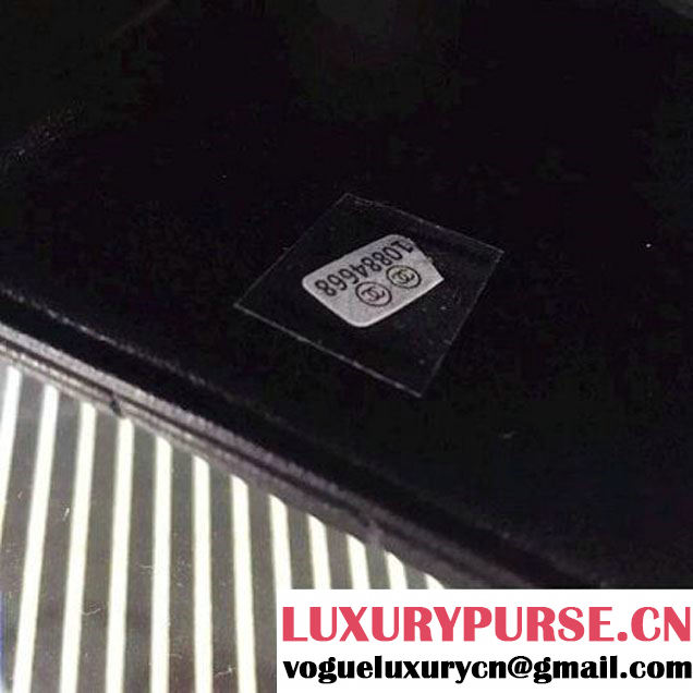 Chanel All Black Lambskin Small Chevron Quilting Classic Flap Bag SS 2015 (2a058-042205 )