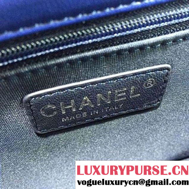 Chanel Medium Blue Quilted Lambskin Flap Bag Fall-Winter 2015/16 (2A136-092802 )