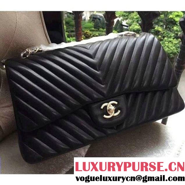 Chanel 1113 Lambskin Chevron Quilting Classic Jumbo Flap Bag Black 2015 (H-010735 )