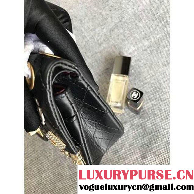Chanel Aged Calfskin Lucky Charm 2.55 Size 220 Flap Handbag 2017 (MK-7091324 )