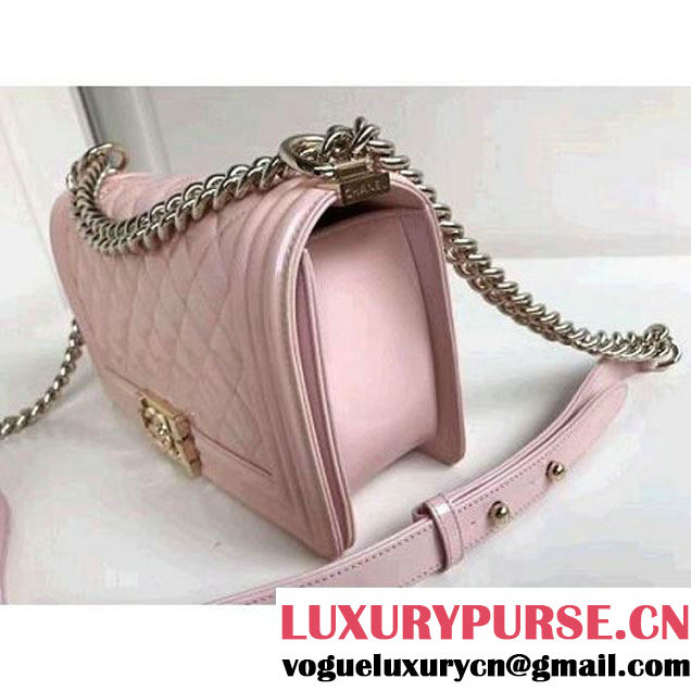 Chanel Pearl Pink Patent Calfskin Medium Boy Flap Bag 2017 (1a086-7090851 )