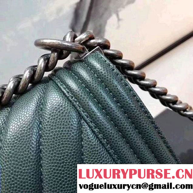 Chanel Chevron Grained Calfskin Small Boy Flap Bag Green 2017 (KN-7111033 )