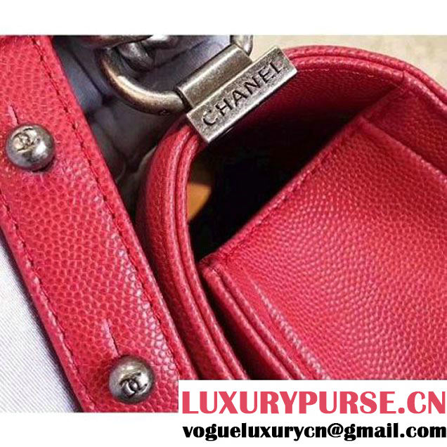 Chanel Chevron Grained Calfskin Small Boy Flap Bag Red 2017 (KN-7111032 )