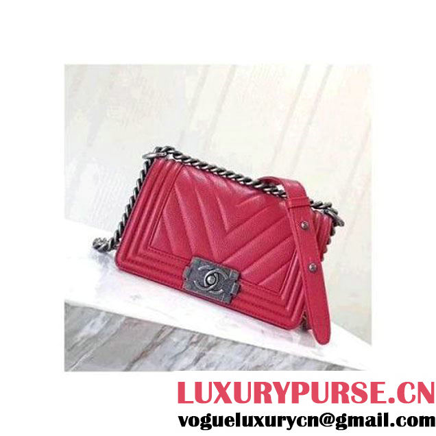 Chanel Chevron Grained Calfskin Small Boy Flap Bag Red 2017 (KN-7111032 )