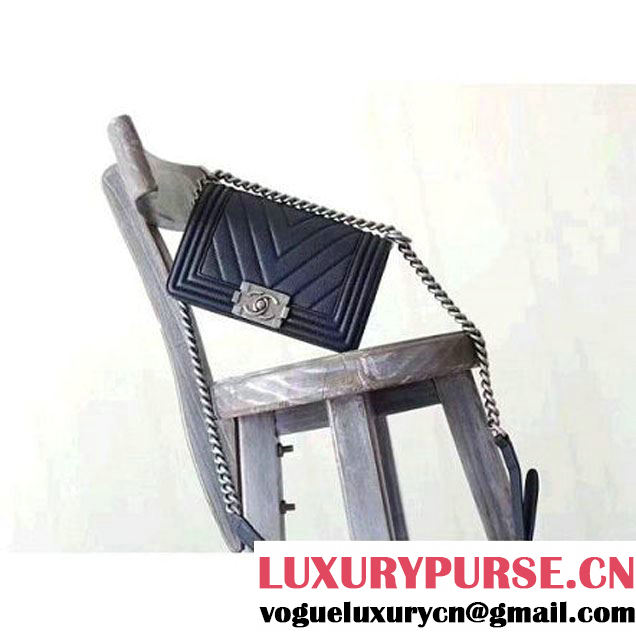 Chanel Chevron Grained Calfskin Small Boy Flap Bag Black 2017 (KN-7111031 )