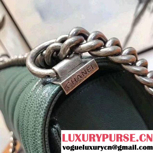 Chanel Chevron Grained Calfskin Medium Boy Flap Bag Green 2017 (KN-7111030 )