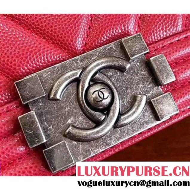 Chanel Chevron Grained Calfskin Medium Boy Flap Bag Red 2017 (KN-7111029 )