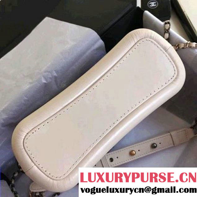 Chanel's Gabrielle Small Hobo Bag A91810 Nude 2018 (1A111-8013121 )