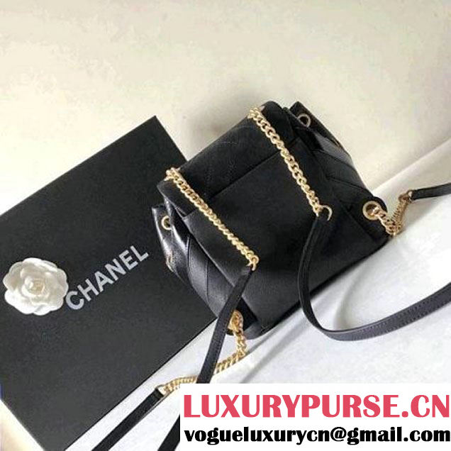Chanel Iridescent Calfskin/Python/Grained Calfaskin Patchwork Chevron Small Backpack Black (MK-8013130 )