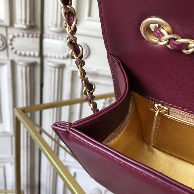 Chanel CC Clasp Small 20cm Flap Bag Lambskin Metallic Leather Satchel Bag Metiers D’Art Pre-Fall 2017 Collection Burgundy