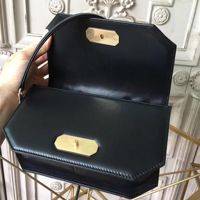 Chanel CC Clasp Small 20cm Flap Bag Lambskin Metallic Leather Satchel Bag Metiers D’Art Pre-Fall 2017 Collection Black