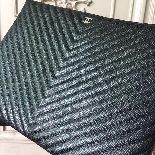Chanel Chevron Clutch Bag 33cm Caviar Leather Pre-Fall 2017 Collection Black