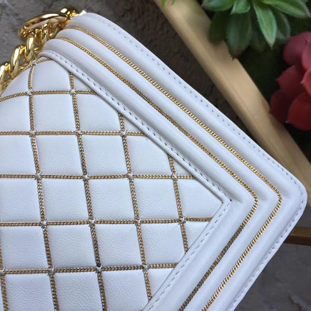 Chanel Chain Quilted Iconic Boy Bag 25cm Lambskin Leather Pre-Fall 2017 Collection White