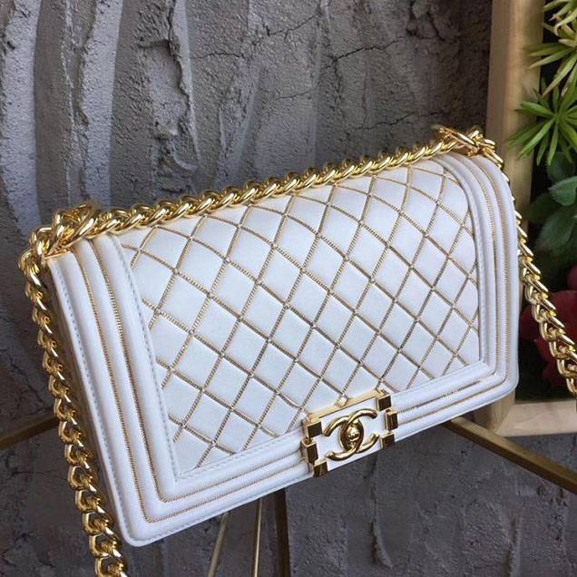 Chanel Chain Quilted Iconic Boy Bag 25cm Lambskin Leather Pre-Fall 2017 Collection White
