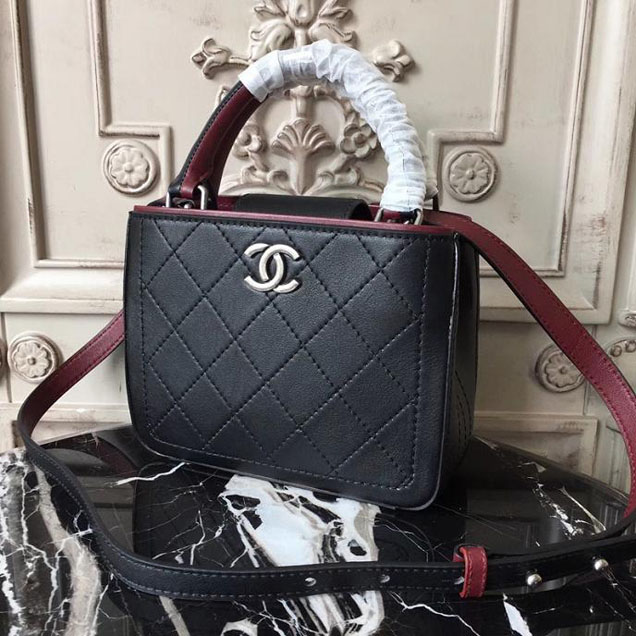 Chanel So Light Bi-Color 20cm Small Shopping Bag Bullskin Leather Fall Winter 2017 Act 2 Collection Black Burgundy