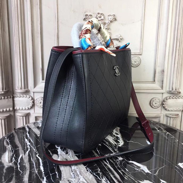 Chanel So Light Bi-Color 30cm Large Shopping Bag Bullskin Leather Fall Winter 2017 Act 2 Collection Black Burgundy