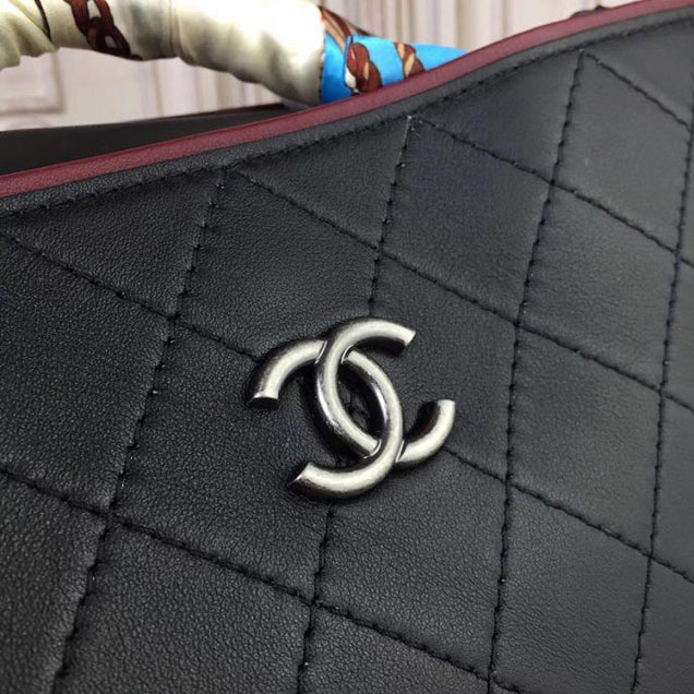 Chanel So Light Bi-Color 30cm Large Shopping Bag Bullskin Leather Fall Winter 2017 Act 2 Collection Black Burgundy