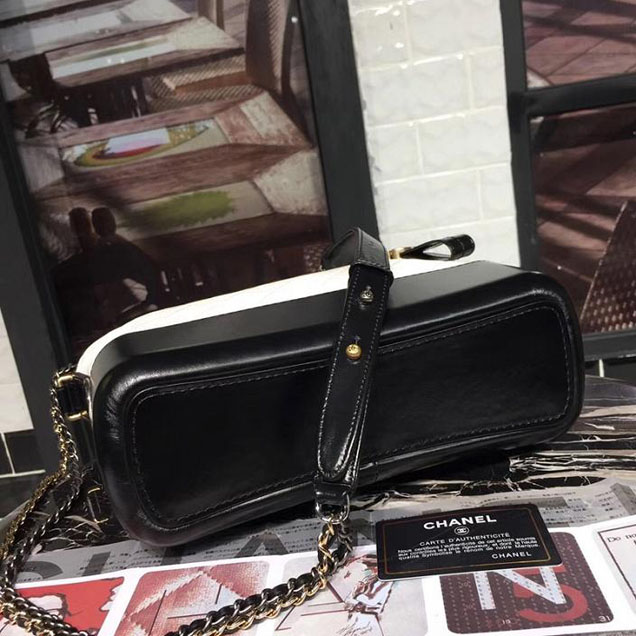 Chanel Gabrielle Hobo Bag Large 28cm Lambskin Leather Fall Winter 2017 Act 2 Collection White Black