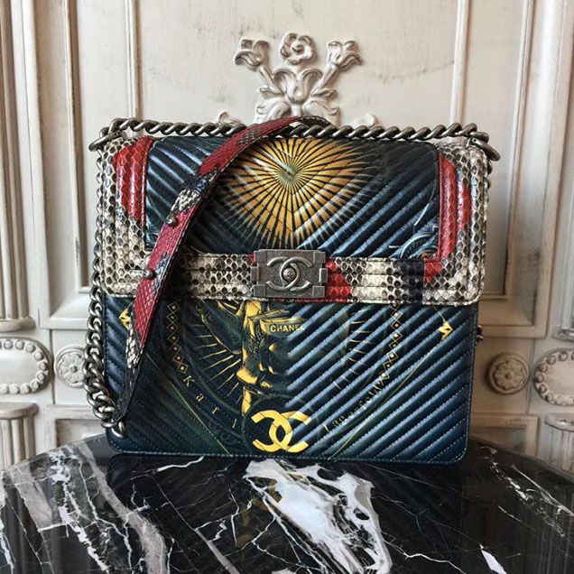 Chanel Flap Shoulder Chevron Bag 28cm Python Lambskin Leather Fall Winter 2017 Act 2 Collection Black