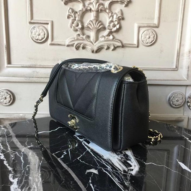 Chanel Mademoiselle Vintage Chevron Small Flap 20cm Bag Caviar Leather Fall Winter 2017 Act 2 Collection Black
