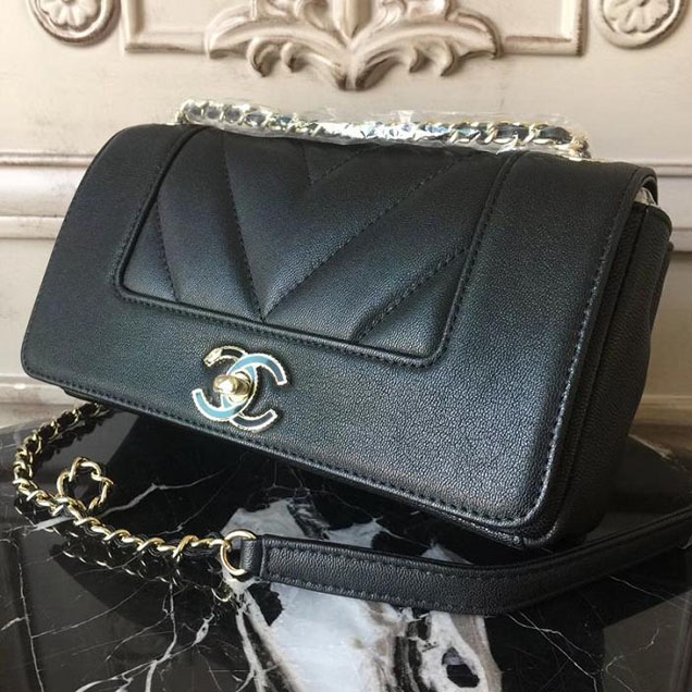 Chanel Mademoiselle Vintage Chevron Small Flap 20cm Bag Caviar Leather Fall Winter 2017 Act 2 Collection Black