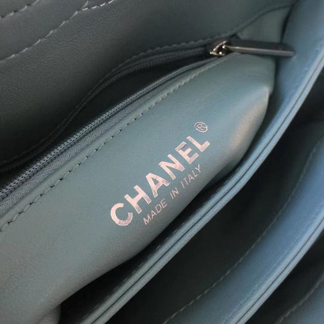 Chanel Trendy CC Medium Top Handle Bag 25cm Lambskin Leather Fall Winter 2017 Act 2 Collection Seagreen