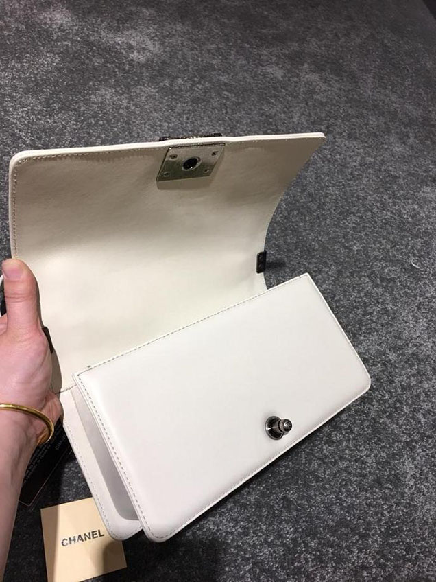 Chanel Chain Handle Bag 25cm Python Skin Leather Antique Gold Hardware Fall Winter Act 2 Collection Cream