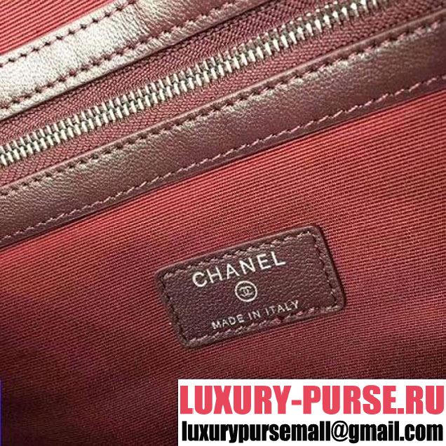 Chanel Chevron Grained Calfskin Large Pouch Black (Silver-tone Metal) (ZMD-8031224 )