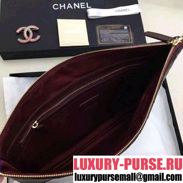 Chanel Chevron Grained Calfskin Small Pouch Black (Gold-tone Metal) (ZMD-8031229 )