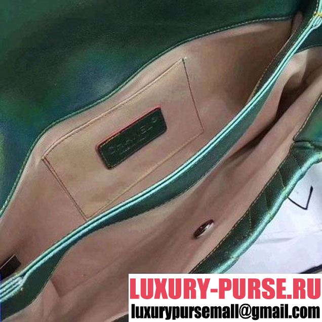 Chanel Chevron Iridescent Lambskin Clutch Bag A98558 Green (Aged Silver Metal) (ZMD-8031218 )