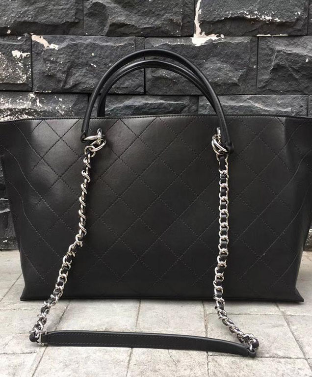 Chanel Tote Bag Black