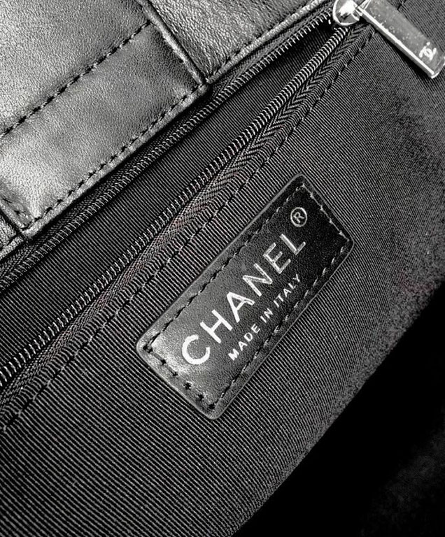 Chanel Tote Bag Black