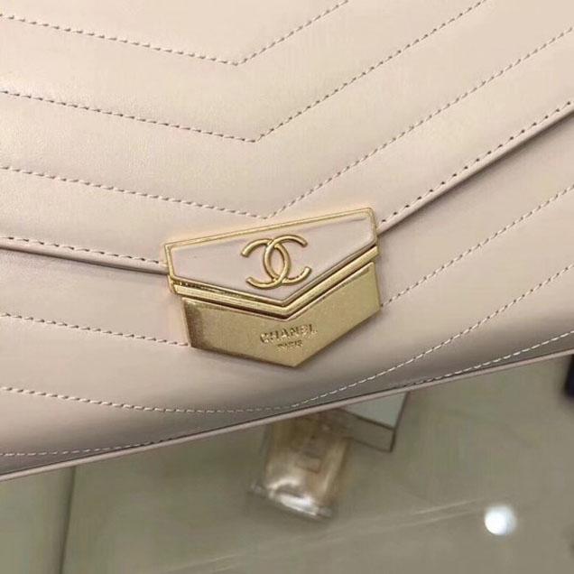 Chanel Chevron Calfskin Small Flap Bag A57491 Beige 2018 Collection