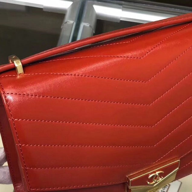 Chanel Chevron Calfskin Small Flap Bag A57491 Red 2018 Collection