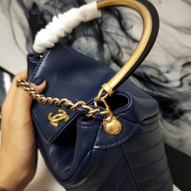 Chanel Chevron Lambskin Handle with Chic Bucket Bag A57861 Blue 2018 Collection
