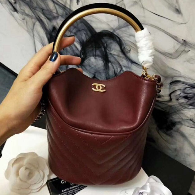 Chanel Chevron Lambskin Handle with Chic Bucket Bag A57861 Burgundy 2018 Collection