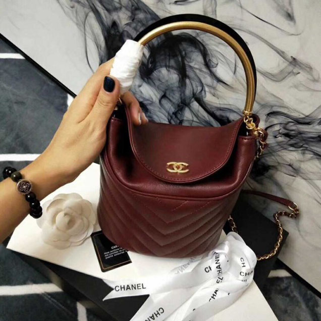 Chanel Chevron Lambskin Handle with Chic Bucket Bag A57861 Burgundy 2018 Collection