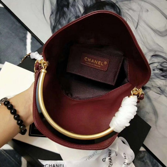 Chanel Chevron Lambskin Handle with Chic Bucket Bag A57861 Burgundy 2018 Collection