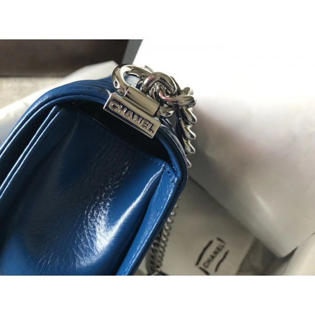 Chanel Medium Metallic Crumpled Waxy Leather Resin Boy Flap Shoulder Bag Blue